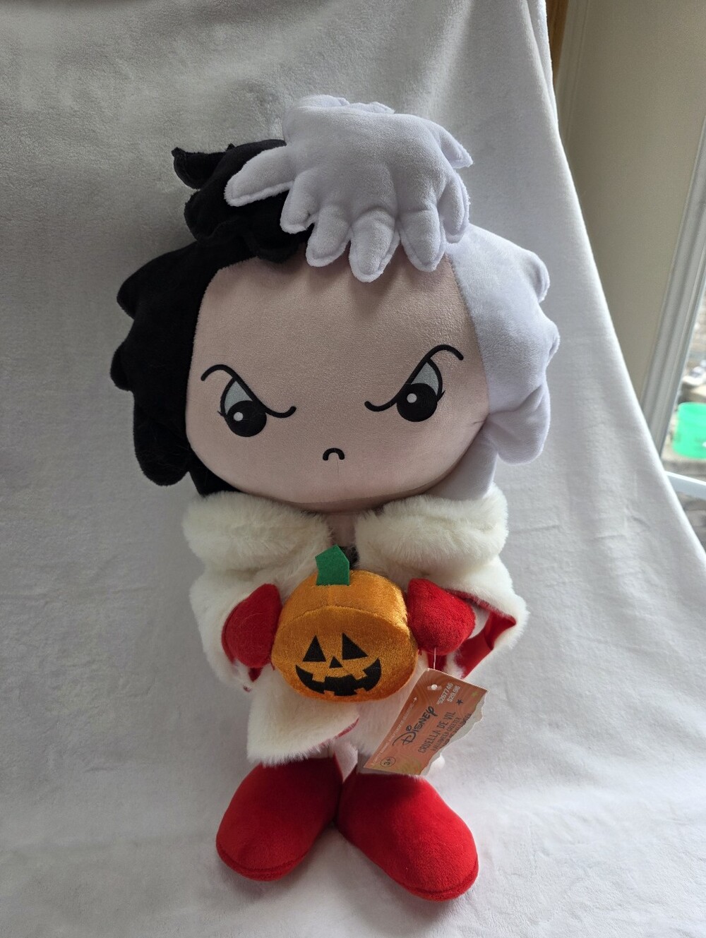 Disney Cruella De Vile Halloween Greeter